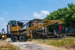 HRT 4556 doing a little repair under the hot sky